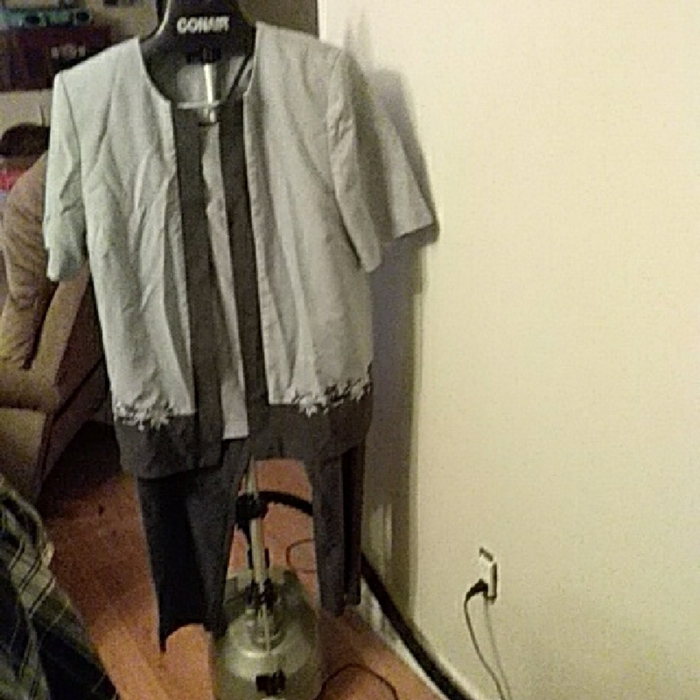 Penningtons Two-Piece Suit Sz 14